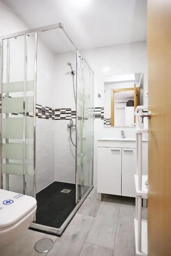 Holidays2Malaga Goya - Zona Huelin & 500 Mts De La Playa Apartment  Malaga