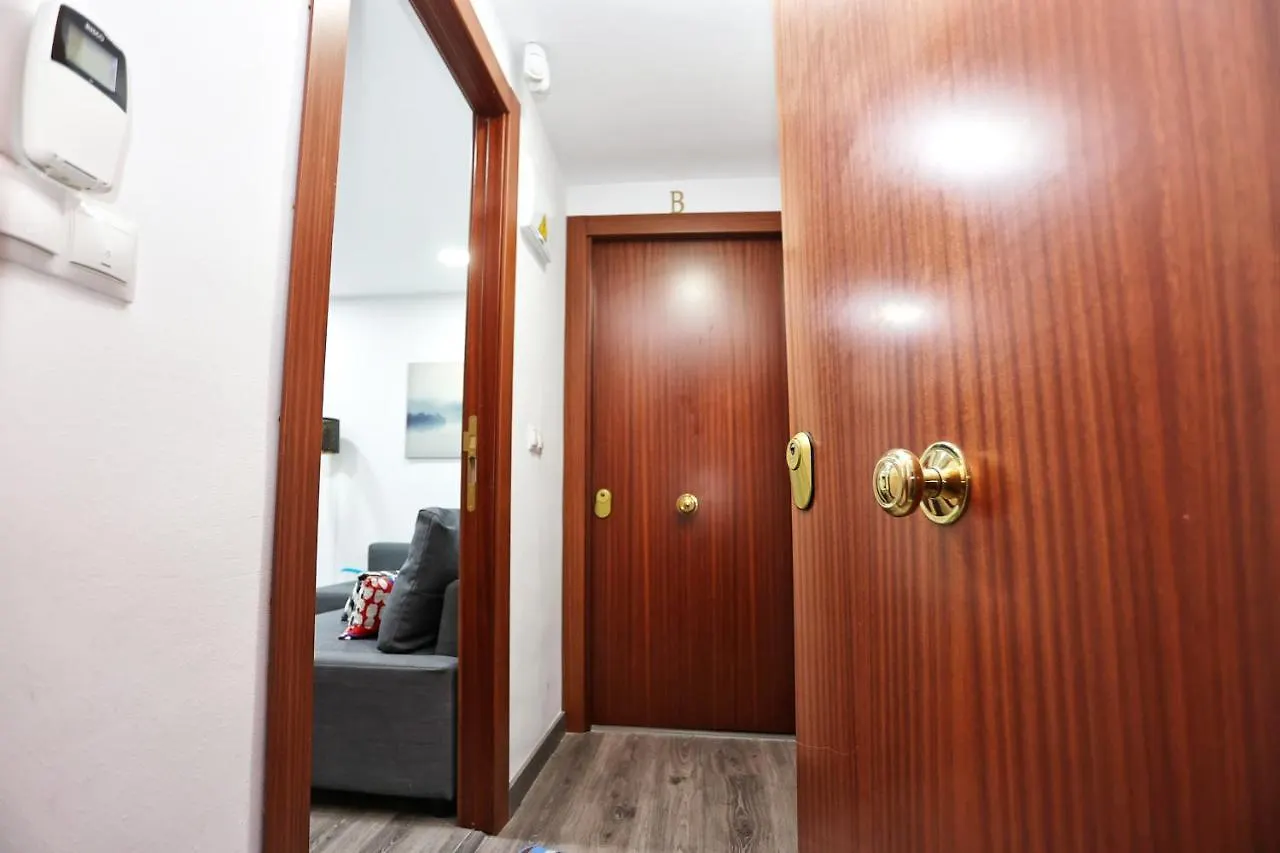 Holidays2Malaga Goya - Zona Huelin & 500 Mts De La Playa Apartment